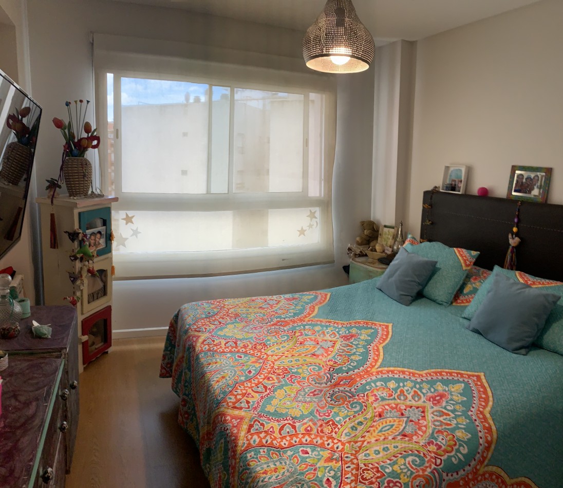 TRES AMBIENTES, LA PERLA. FRENTE