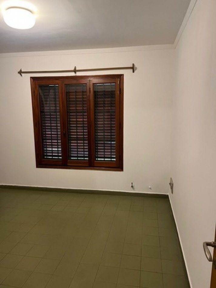 CHALET 4 AMBIENTES.ALFAR