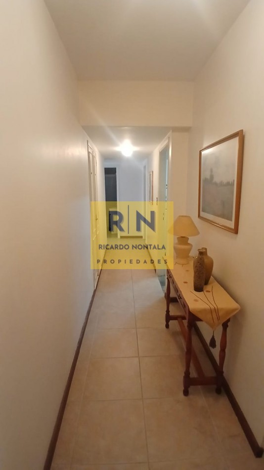 VARESE.TRES AMBIENTES. VISTA AL MAR. COCHERA.