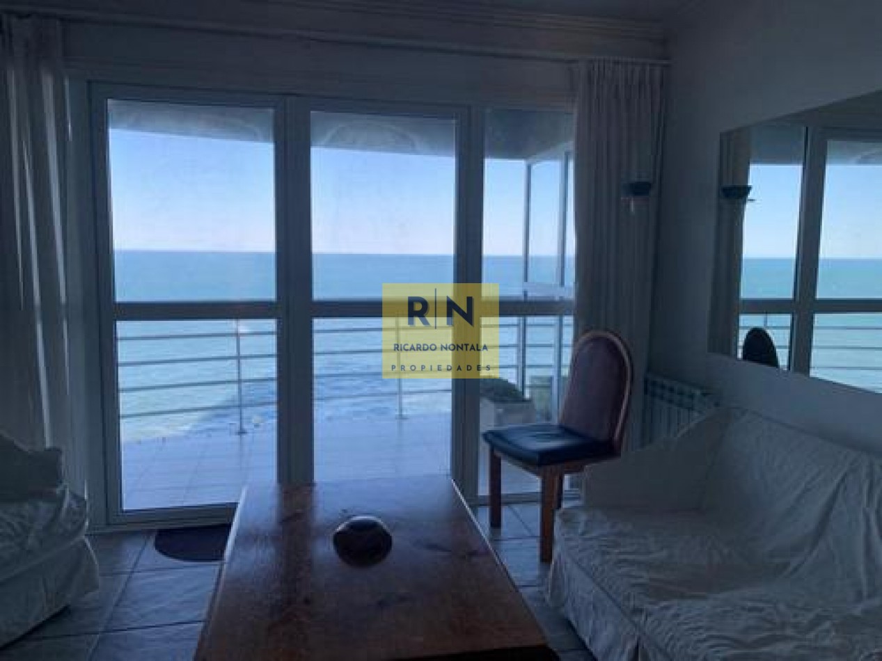 TRES CON DEPENDENCIAS. PLAYA CHICA