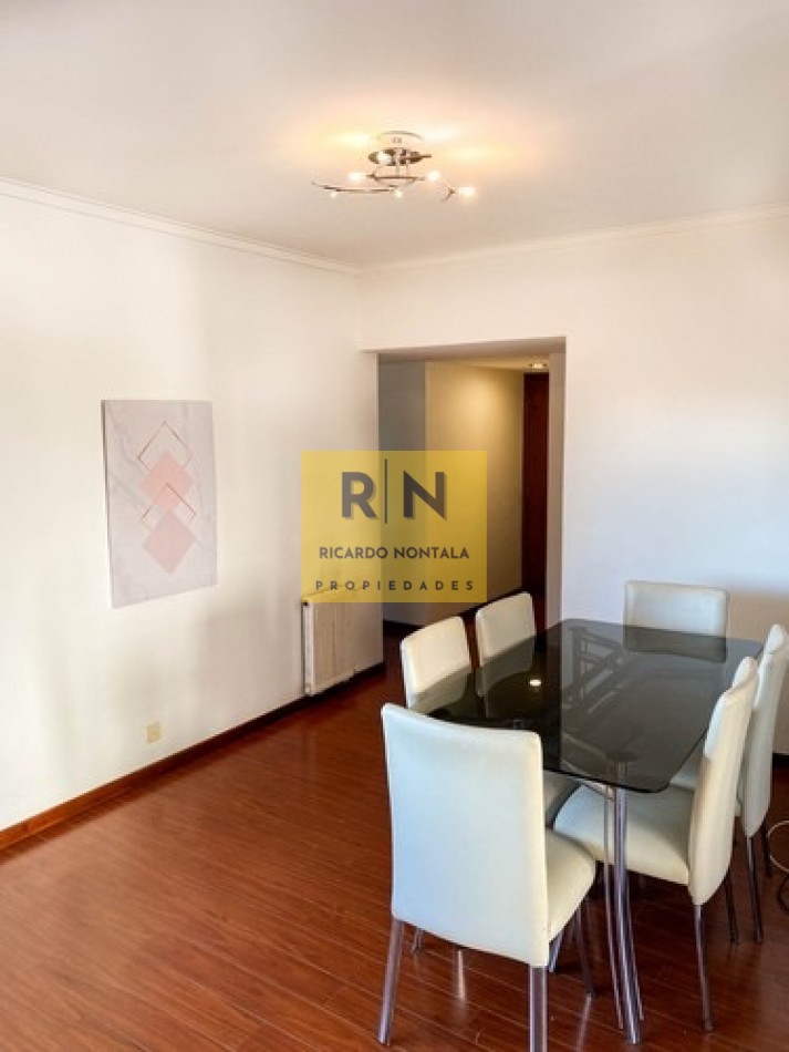 TRES AMBIENTES. VARESE