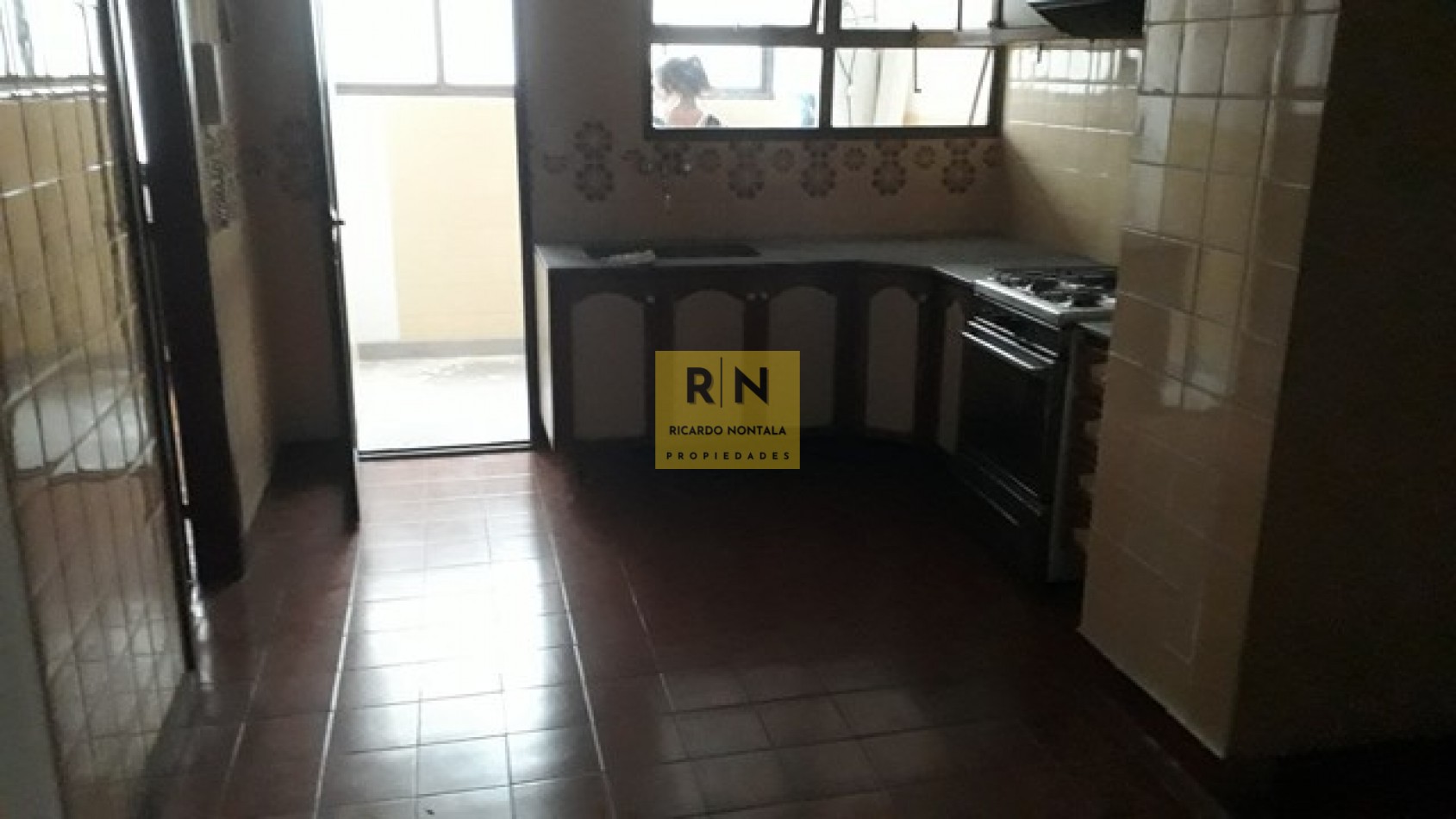 4 AMBIENTES. PLAZACOLON.COCHERA