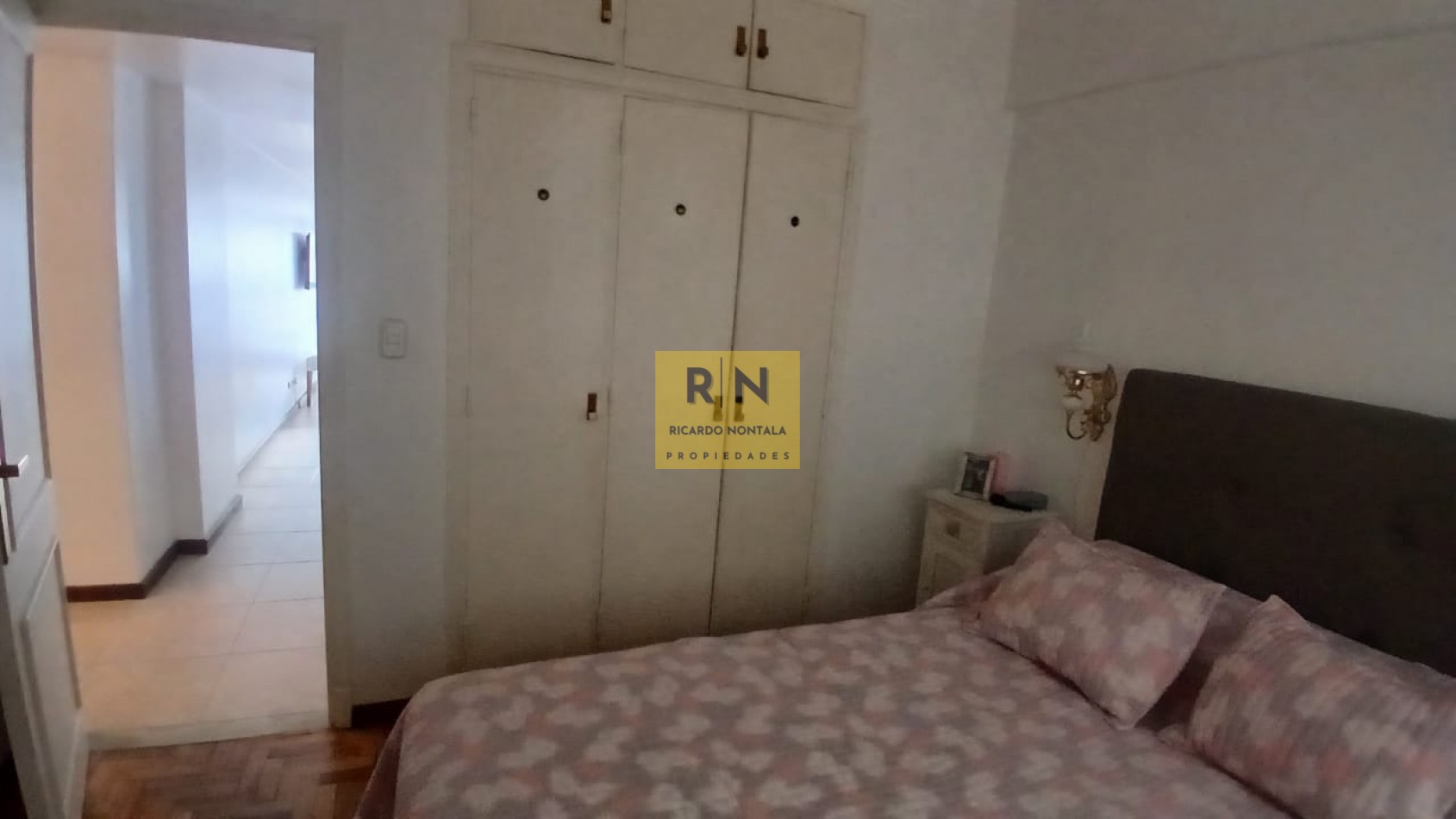 VARESE.TRES AMBIENTES. VISTA AL MAR. COCHERA.