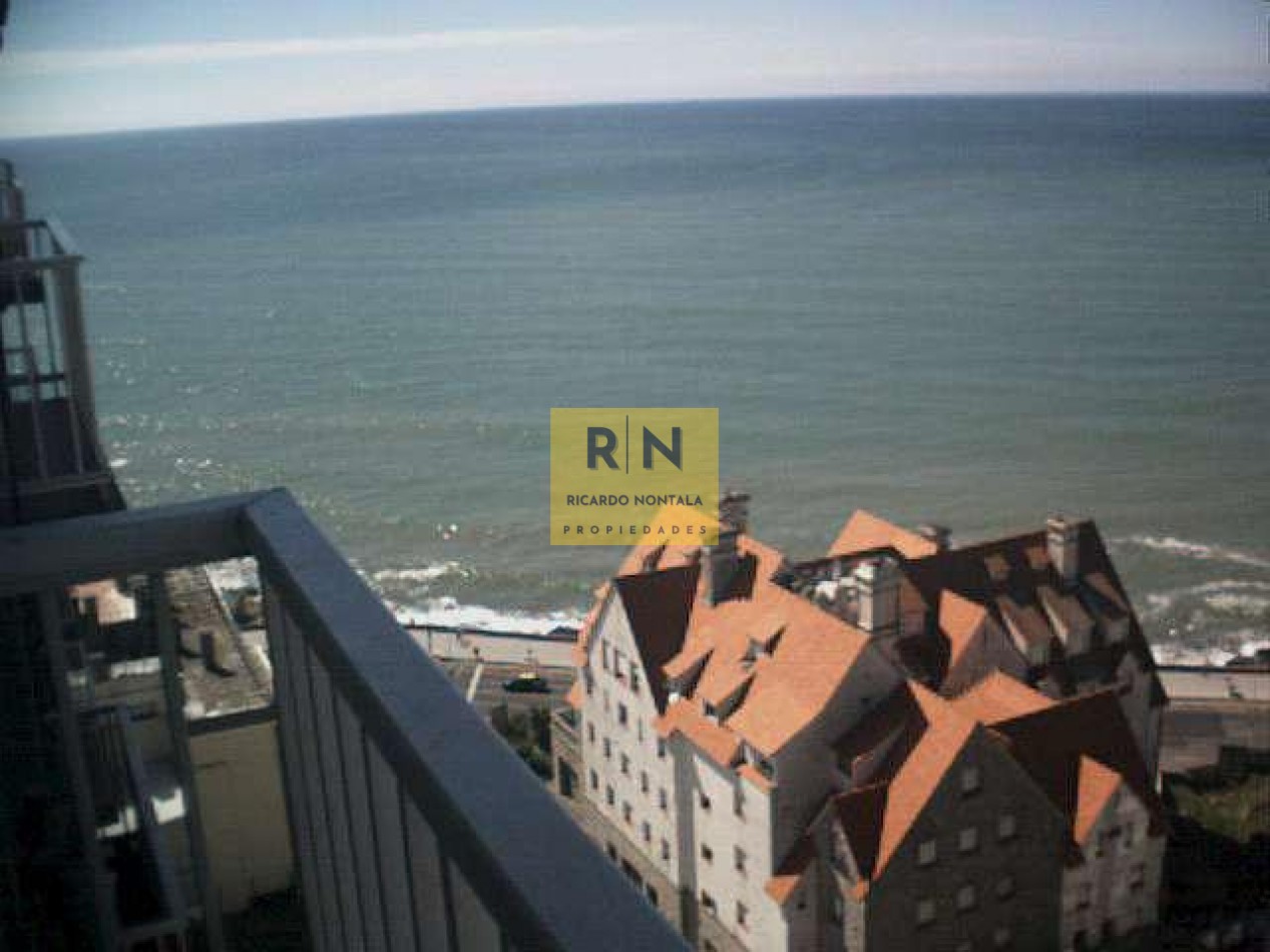 TORREON. VISTA AL MAR