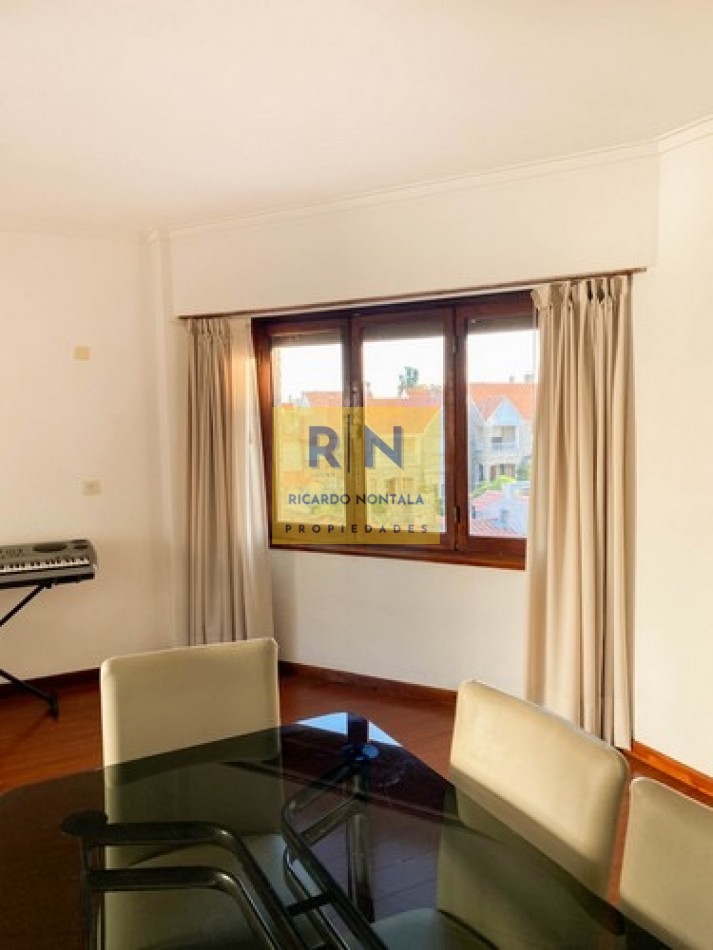 TRES AMBIENTES. VARESE