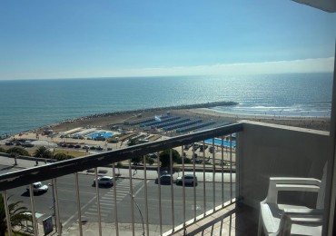 TRES AMBIENTES. VISTA AL MAR.COCHERA. VARESE