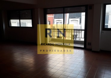 4 AMBIENTES. PLAZACOLON.COCHERA